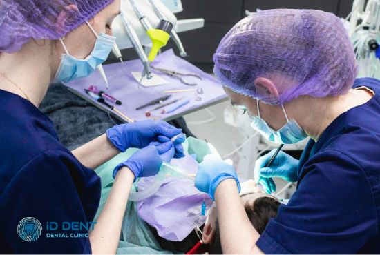Процес лікування зубів у дітей в ID Dent
